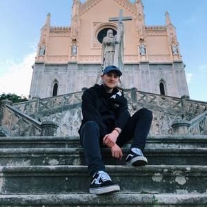 Meet your Posher, Austin